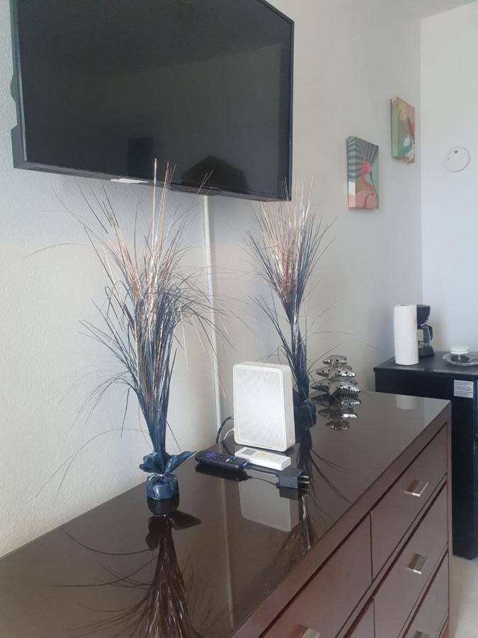 Sea Breezer Vacation Ocean Front En Condominio Playa Mar San Juan Exterior photo